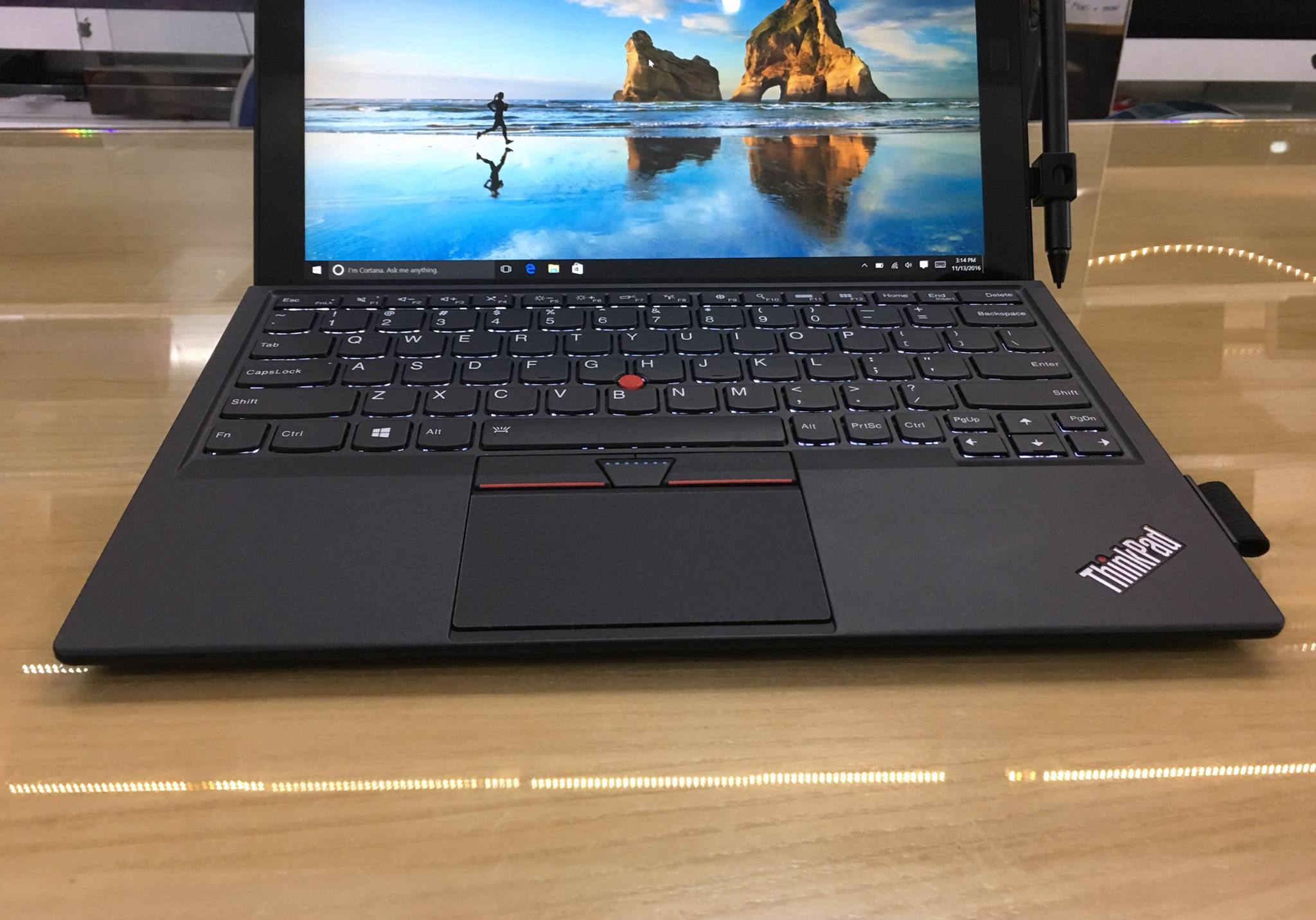 Lenovo thinpad x1 tablet-5.jpg